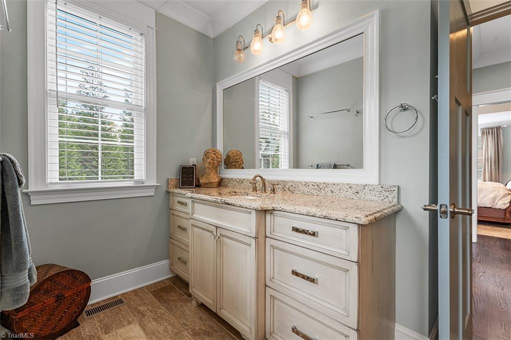 Summerfield, North Carolina 27358, United States, 4 Bedrooms Bedrooms, ,4 BathroomsBathrooms,Residential,Pending,205430