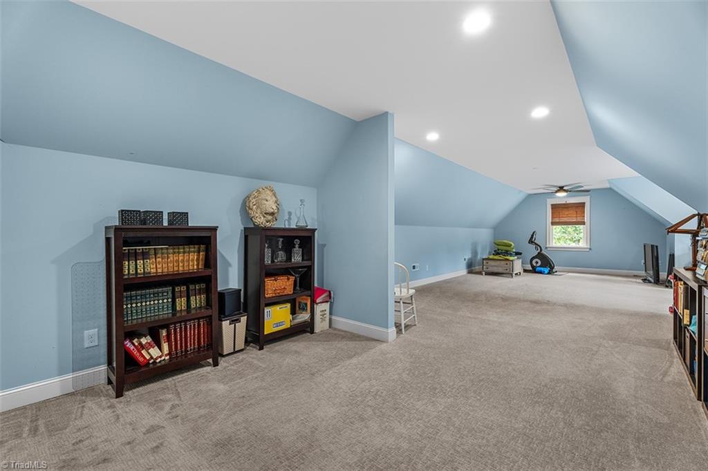 Summerfield, North Carolina 27358, United States, 4 Bedrooms Bedrooms, ,4 BathroomsBathrooms,Residential,Pending,205430