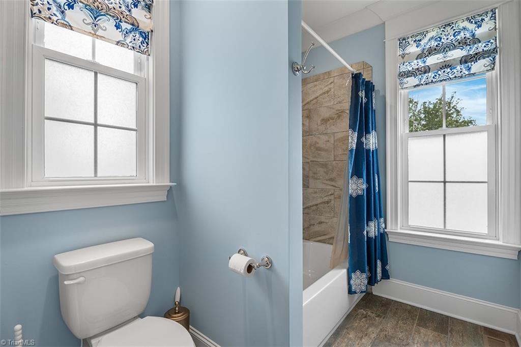 Summerfield, North Carolina 27358, United States, 4 Bedrooms Bedrooms, ,4 BathroomsBathrooms,Residential,Pending,205430