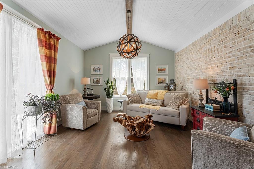 Summerfield, North Carolina 27358, United States, 4 Bedrooms Bedrooms, ,4 BathroomsBathrooms,Residential,Pending,205430