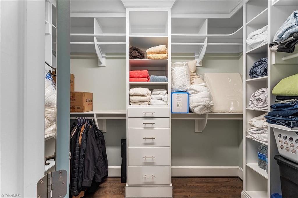 Summerfield, North Carolina 27358, United States, 4 Bedrooms Bedrooms, ,4 BathroomsBathrooms,Residential,Pending,205430