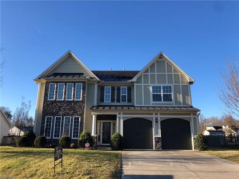 Homes For Rent - 2312 Alderbrook Drive<br/> Guilford County, High Point, NC 27265