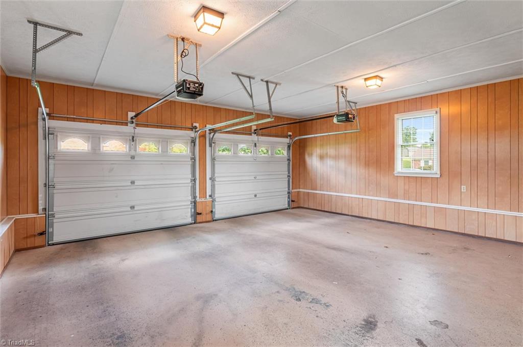 1610 E Wensley Drive, Mount Airy, North Carolina image 9