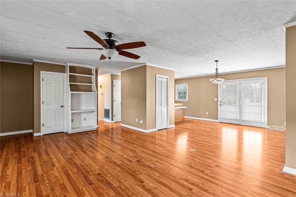 1610 E Wensley Drive, Mount Airy, North Carolina image 13