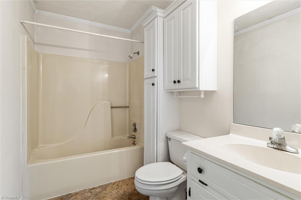 1610 E Wensley Drive, Mount Airy, North Carolina image 23