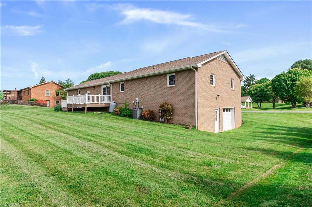 1610 E Wensley Drive, Mount Airy, North Carolina image 7