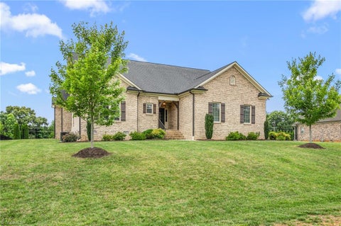 Homes For Sale - 8101 Joseph Weston Court<br/> Greensboro, NC 27455