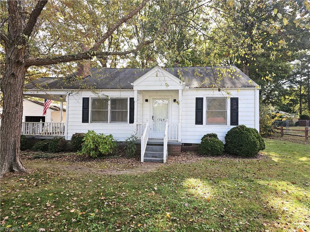 1704 Brown Avenue, Burlington, North Carolina image 1