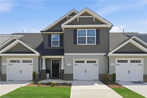Townhouse For Sale - 313 Little Creek Drive<br/> Graham, NC 27253