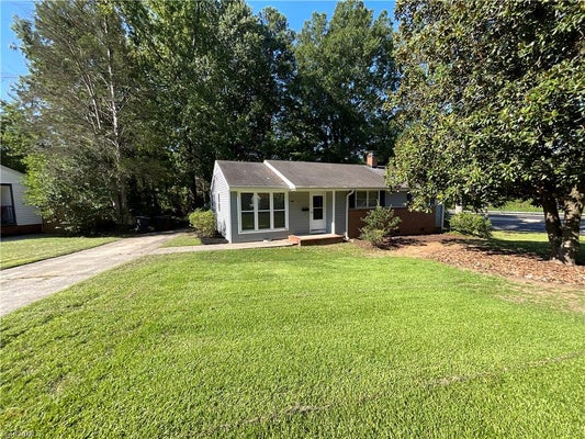 1413 GRACEWOOD DR, GREENSBORO, NC 27408 - Image 5d8c536df541872e3644e46e2b7e2354/3665979434