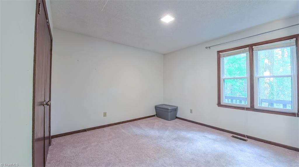 1210 Century Park Avenue, Kernersville, North Carolina image 15