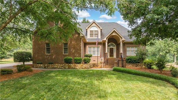 661 NASSAU TRL, ASHEBORO, NC 27205 - Image 5db1b986dda4ad4b5bdf94da05d788df/3103850163