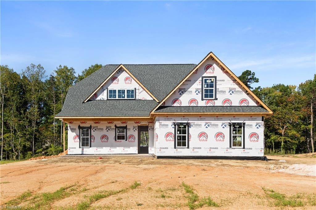 Photo of 174 Maple Trace Drive, Winston-Salem, NC 27107 (MLS # 1237155)