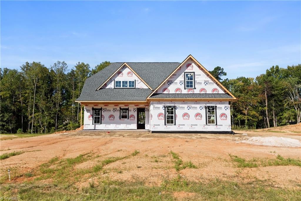 Photo of 174 Maple Trace Drive, Winston-Salem, NC 27107 (MLS # 1237155)