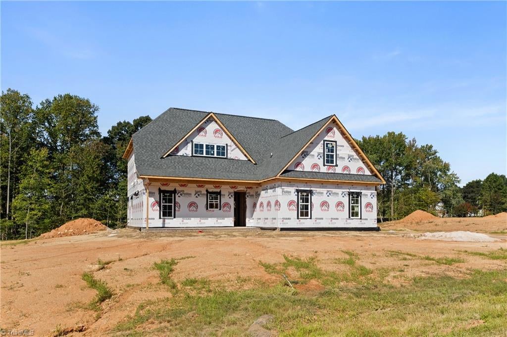 Photo of 174 Maple Trace Drive, Winston-Salem, NC 27107 (MLS # 1237155)