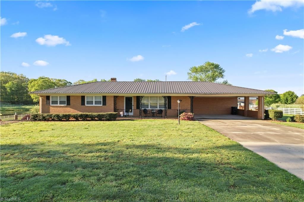 Photo of 36984 Carter Road, New London, NC 28127 (MLS # 1177313)