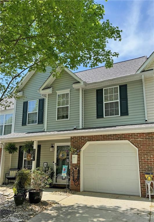 832 Creek Crossing Trail, Whitsett, North Carolina image 1
