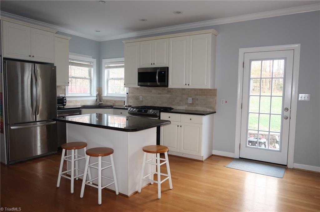 2810 Lockland Drive, Oak Ridge, North Carolina image 3