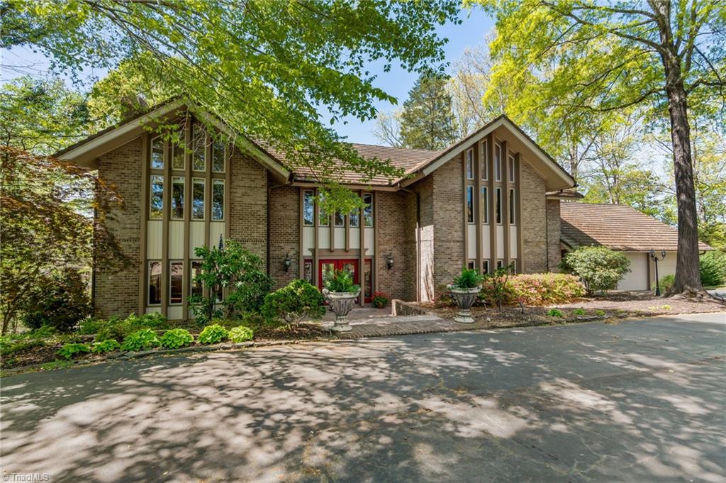 201 Cascade Drive, High Point, North Carolina image 1