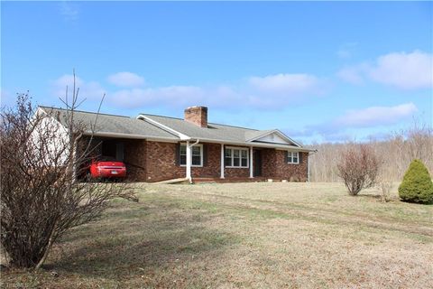 Homes For Sale - 1662 Ralph Joyce Road<br/> Sandy Ridge, NC 27046