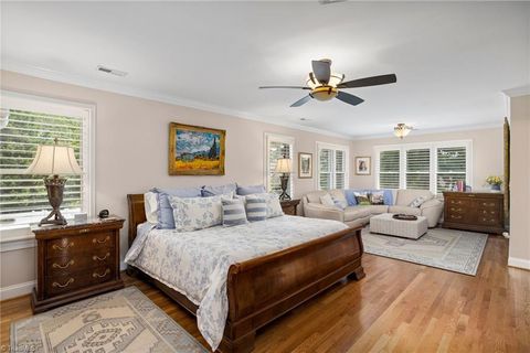 Single Family Residence in Burlington NC 764 Meadowood Drive 12.jpg