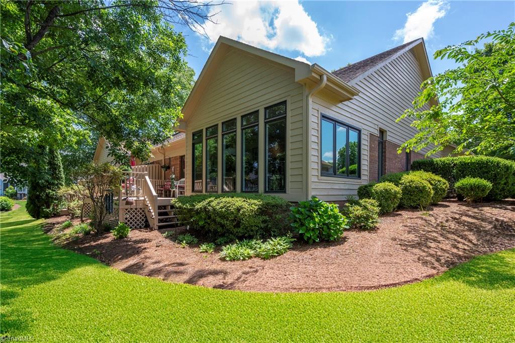 351 Hollybrook Drive, Bermuda Run, North Carolina image 3
