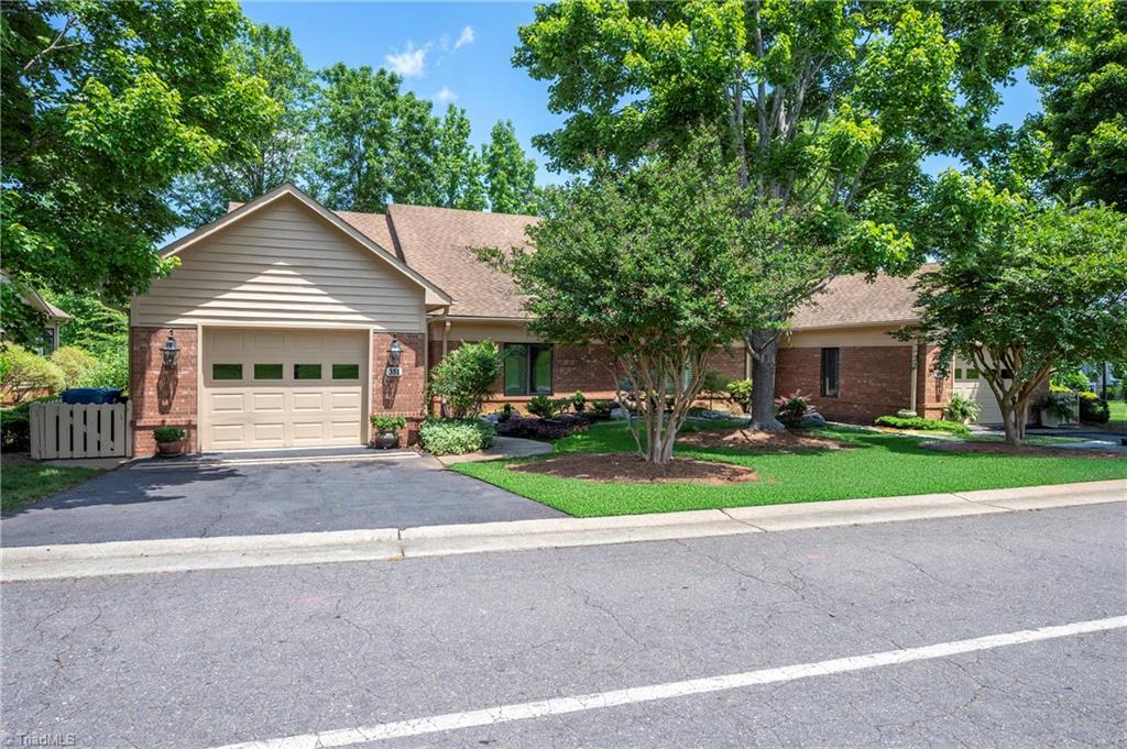 351 Hollybrook Drive, Bermuda Run, North Carolina image 2
