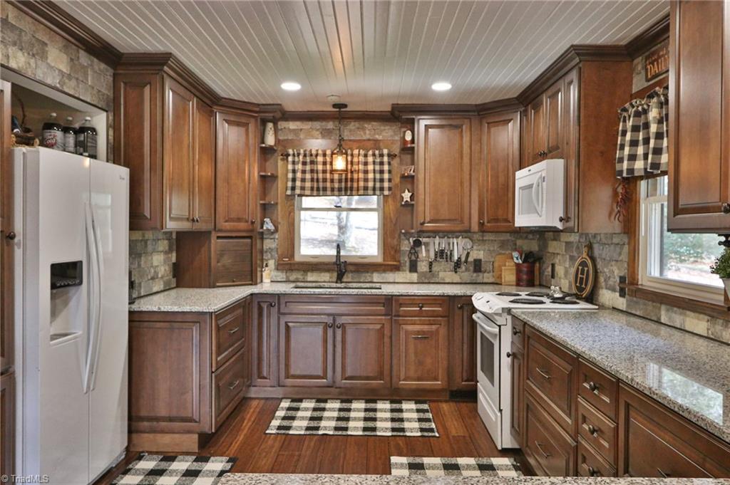 485 Buck Drive, Hays, North Carolina image 9