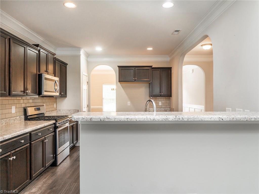 6727 Barton Creek Drive, Whitsett, North Carolina image 11