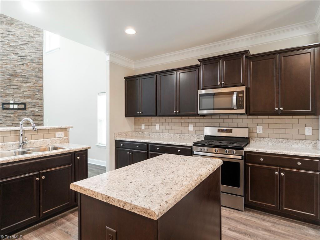 6727 Barton Creek Drive, Whitsett, North Carolina image 10