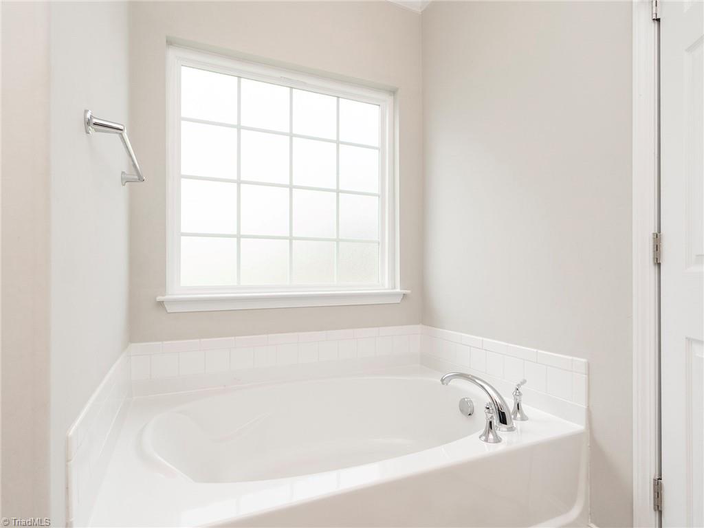 6727 Barton Creek Drive, Whitsett, North Carolina image 22