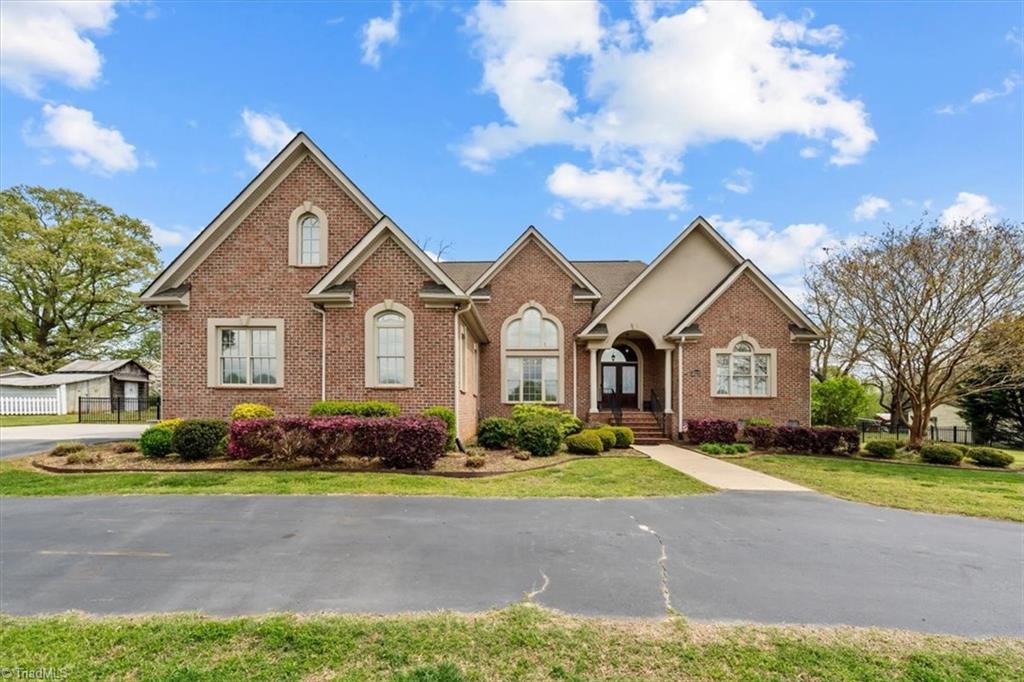 2011 Gibsonville Ossipee Road, Elon, North Carolina image 4