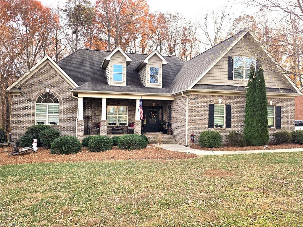 148 Glen Brooke Lane