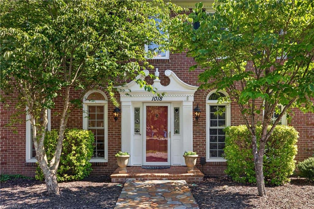 Photo of 1018 Riverbend Drive, Bermuda Run, NC 27006 (MLS # 1229737)