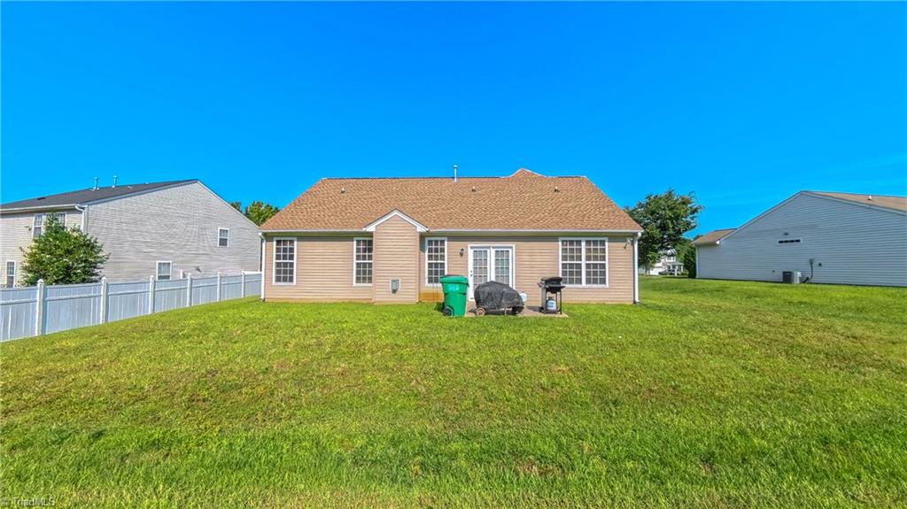 2742 Mossy Meadow Drive, High Point, North Carolina image 35