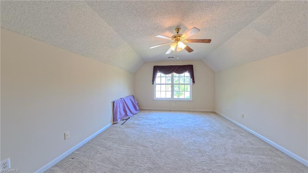 2742 Mossy Meadow Drive, High Point, North Carolina image 32