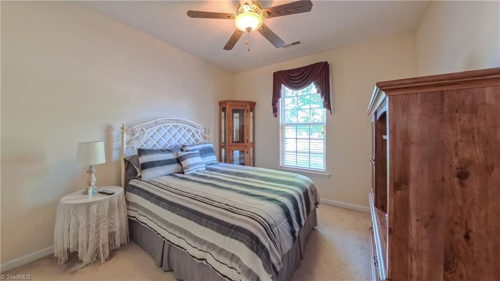 2742 Mossy Meadow Drive, High Point, North Carolina image 22