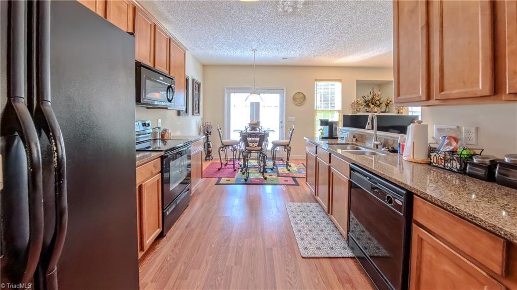 2742 Mossy Meadow Drive, High Point, North Carolina image 8