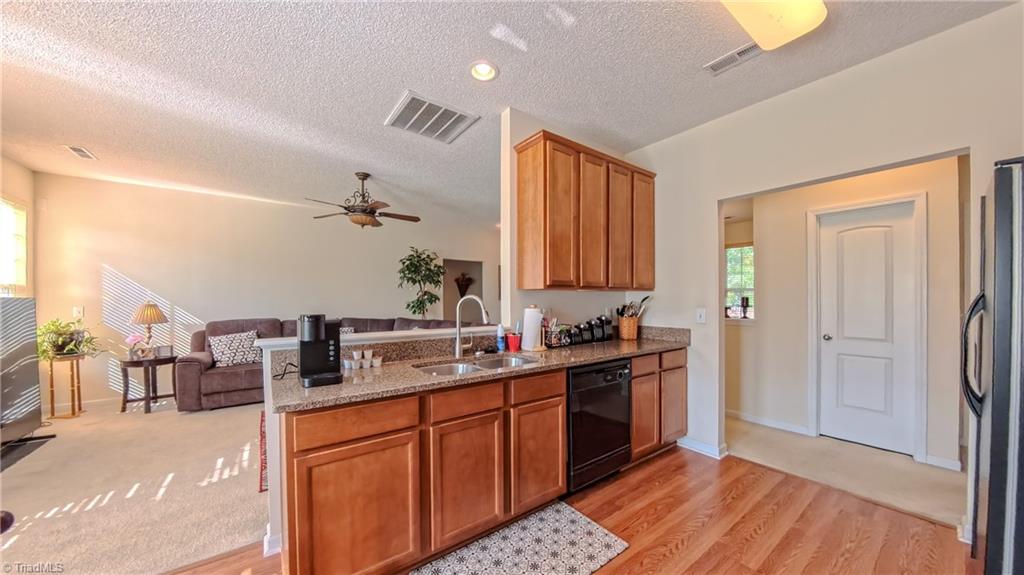 2742 Mossy Meadow Drive, High Point, North Carolina image 13