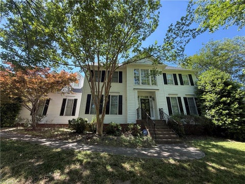 Homes For Sale - 1 Skipwith Court<br/> Durham, NC 27707