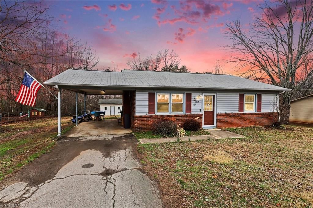 Photo of 1612 Ballymena Drive, Reidsville, NC 27320 (MLS # 1210855)