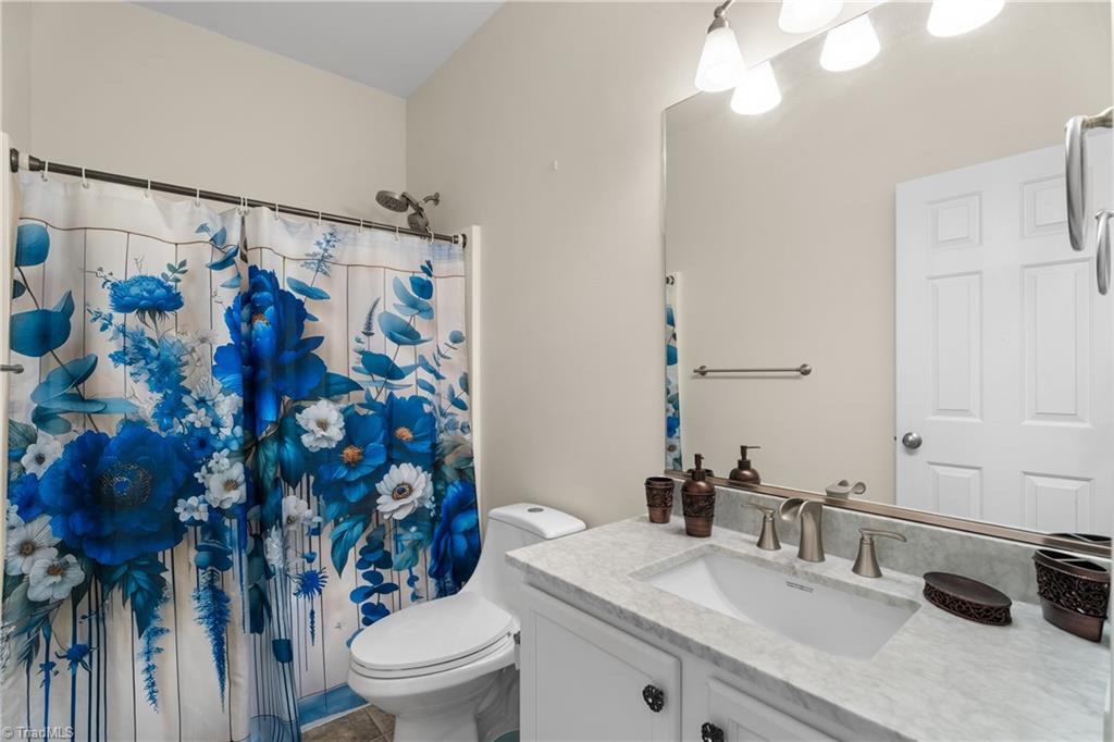 Clemmons, North Carolina 27012, United States, 3 Bedrooms Bedrooms, ,2 BathroomsBathrooms,Residential,Active,195769