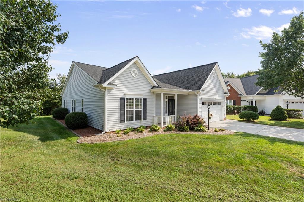 Clemmons, North Carolina 27012, United States, 3 Bedrooms Bedrooms, ,2 BathroomsBathrooms,Residential,Active,195769