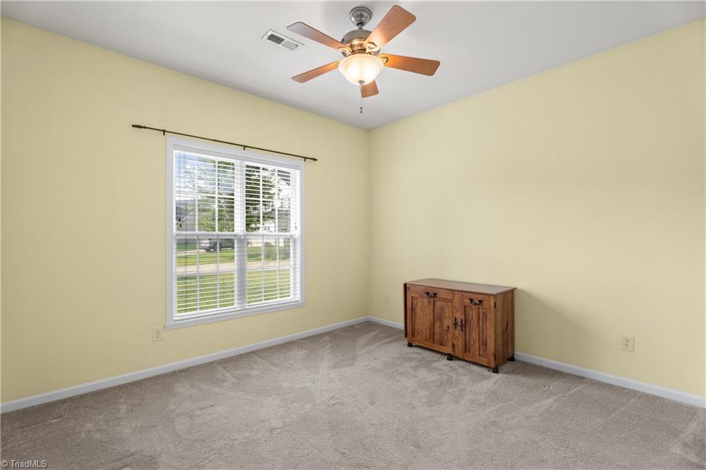 Clemmons, North Carolina 27012, United States, 3 Bedrooms Bedrooms, ,2 BathroomsBathrooms,Residential,Active,195769