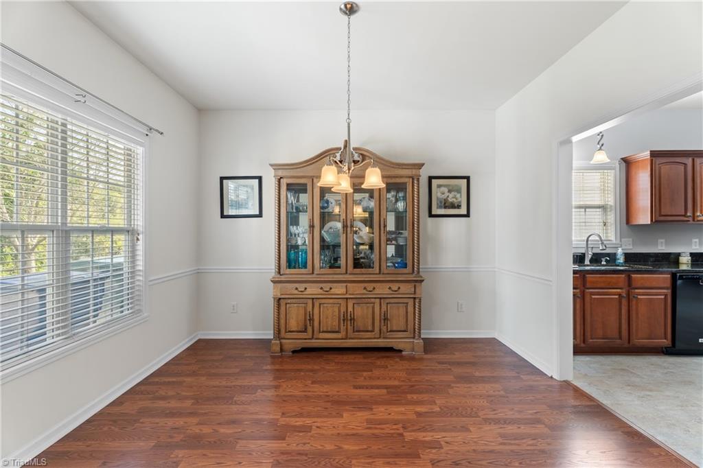 Clemmons, North Carolina 27012, United States, 3 Bedrooms Bedrooms, ,2 BathroomsBathrooms,Residential,Active,195769