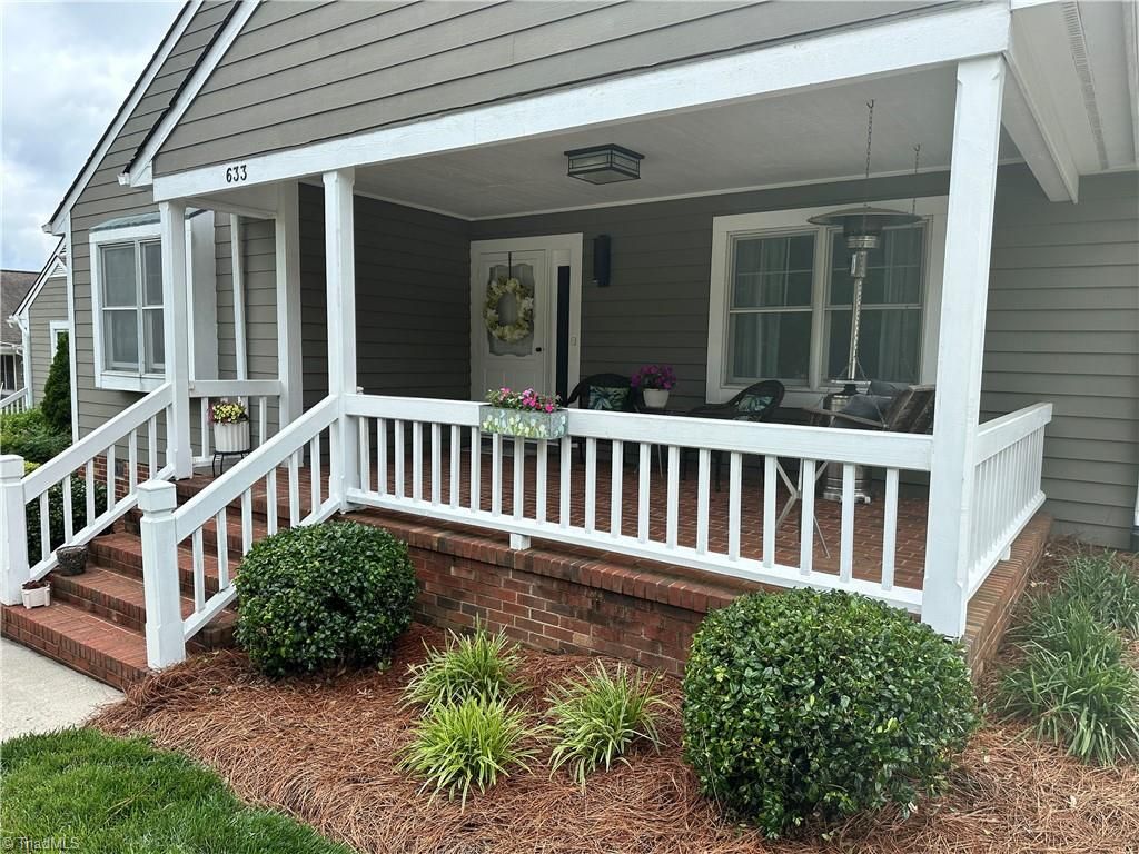 Photo of 633 Huntington Drive, High Point, NC 27262 (MLS # 1218960)