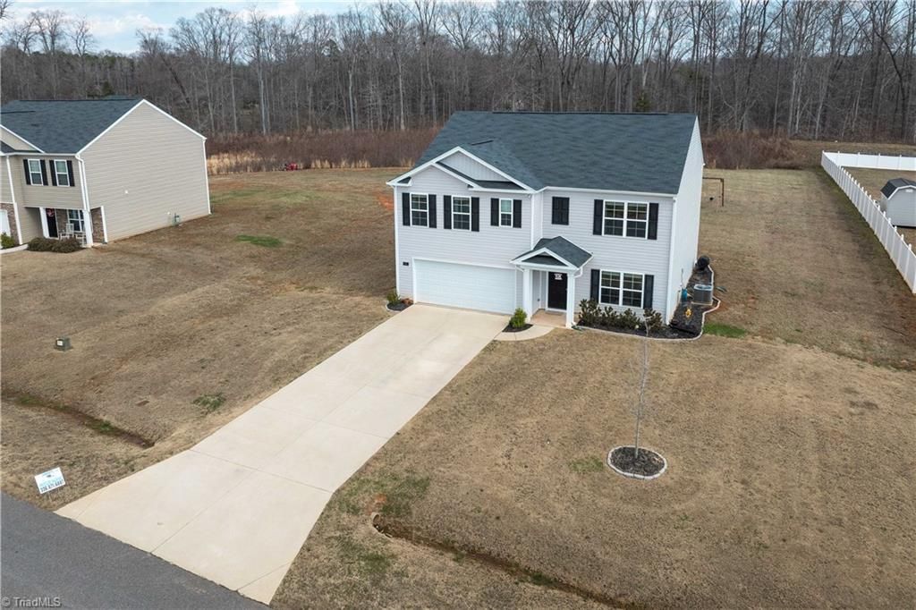 Photo of 174 Culloden Drive, Mocksville, NC 27028 (MLS # 1210885)