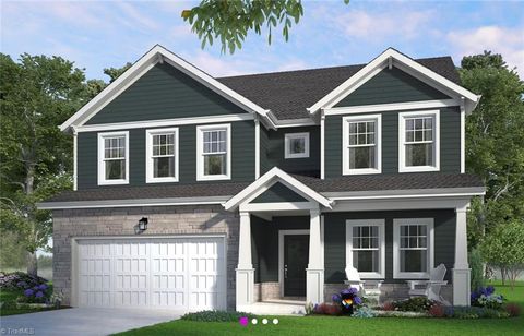 Homes For Sale - 3543 Spring Hope Court<br/> Forsyth County, Kernersville, NC 27284