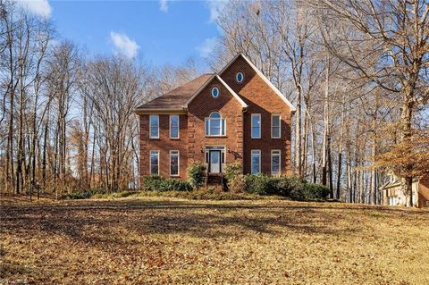 A home in Kernersville