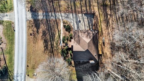 A home in Kernersville